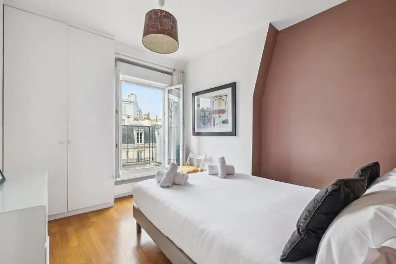 Charming Parisian Apartment 0*, Paris